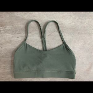 Lululemon power Y size 4